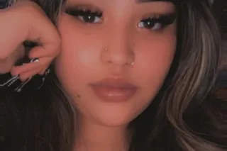 🛑 Stop scrolling... indulge in something worth your time 💋 - Image 2